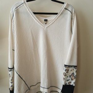 We The Free Size L Top NWOT